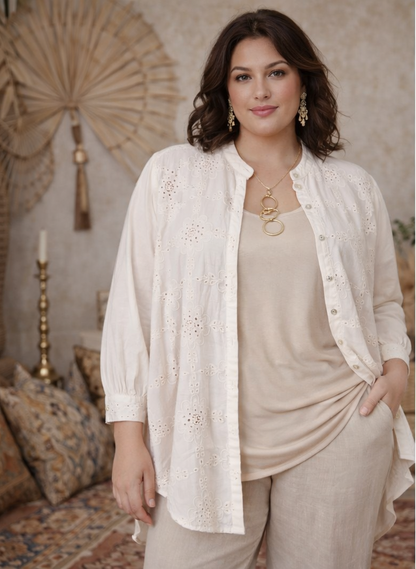 Chemise éthique chic broderie et sequins