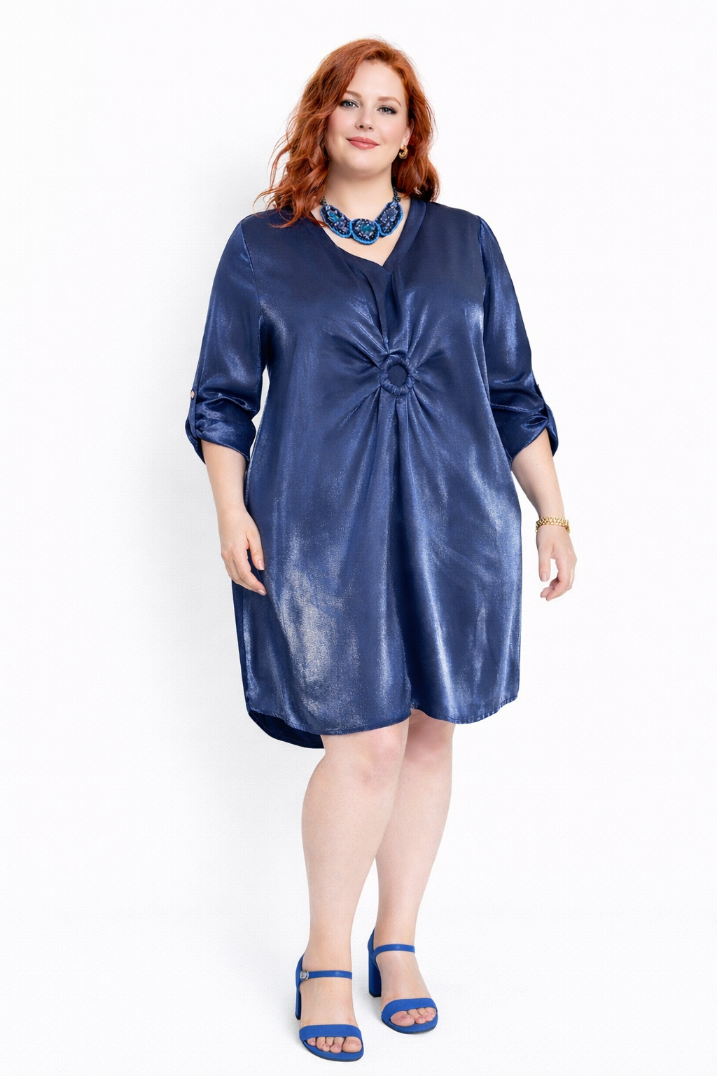 Robe laquée bleu argent