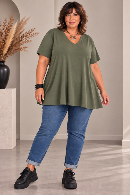 Teeshirt col V, coupe évasée