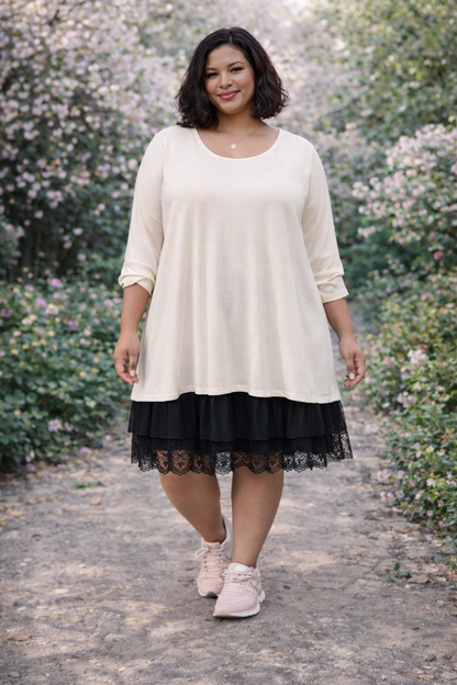 Robe ou Fond de robe tulle et dentelle