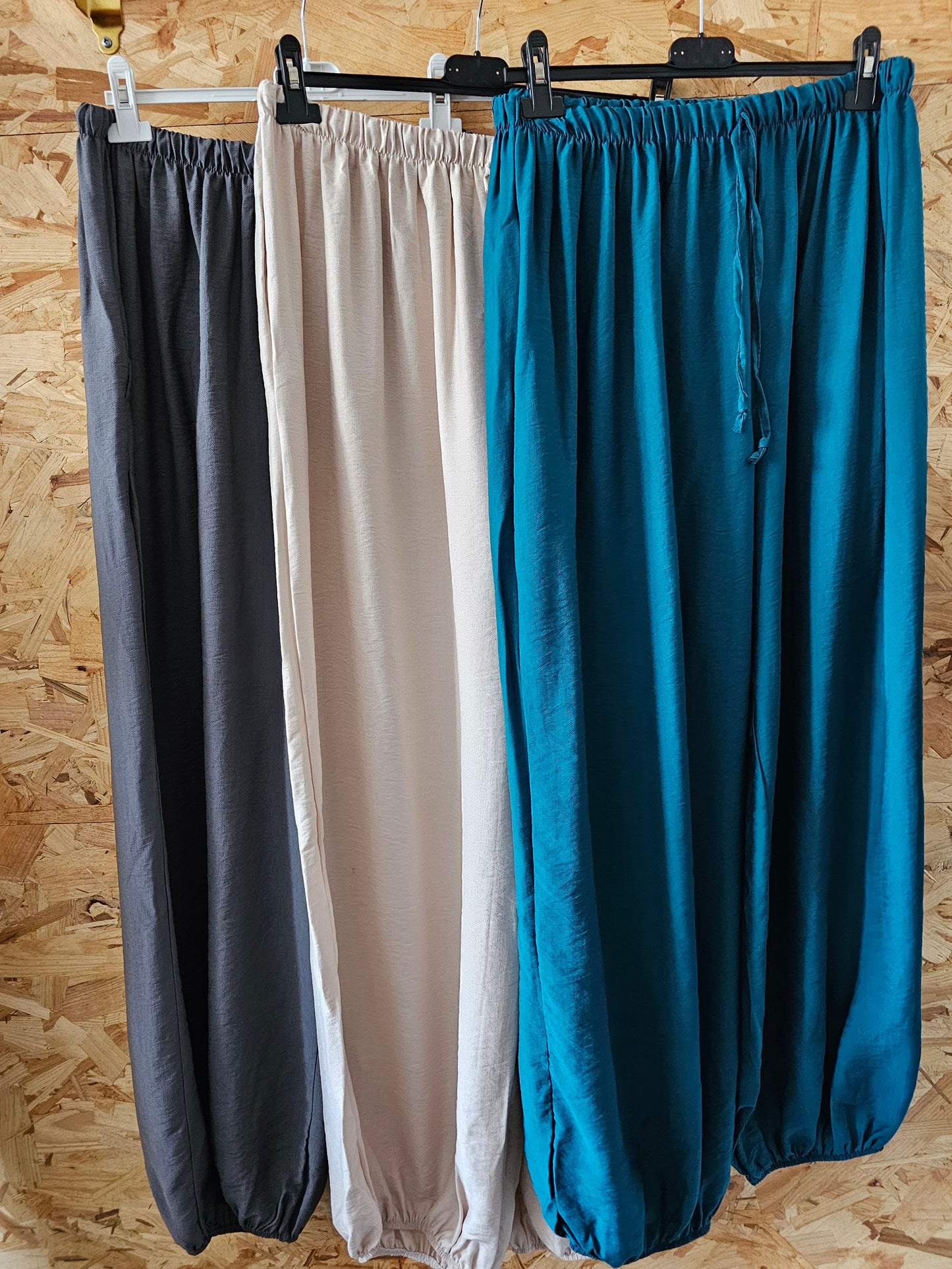 Pantalon type Aladin