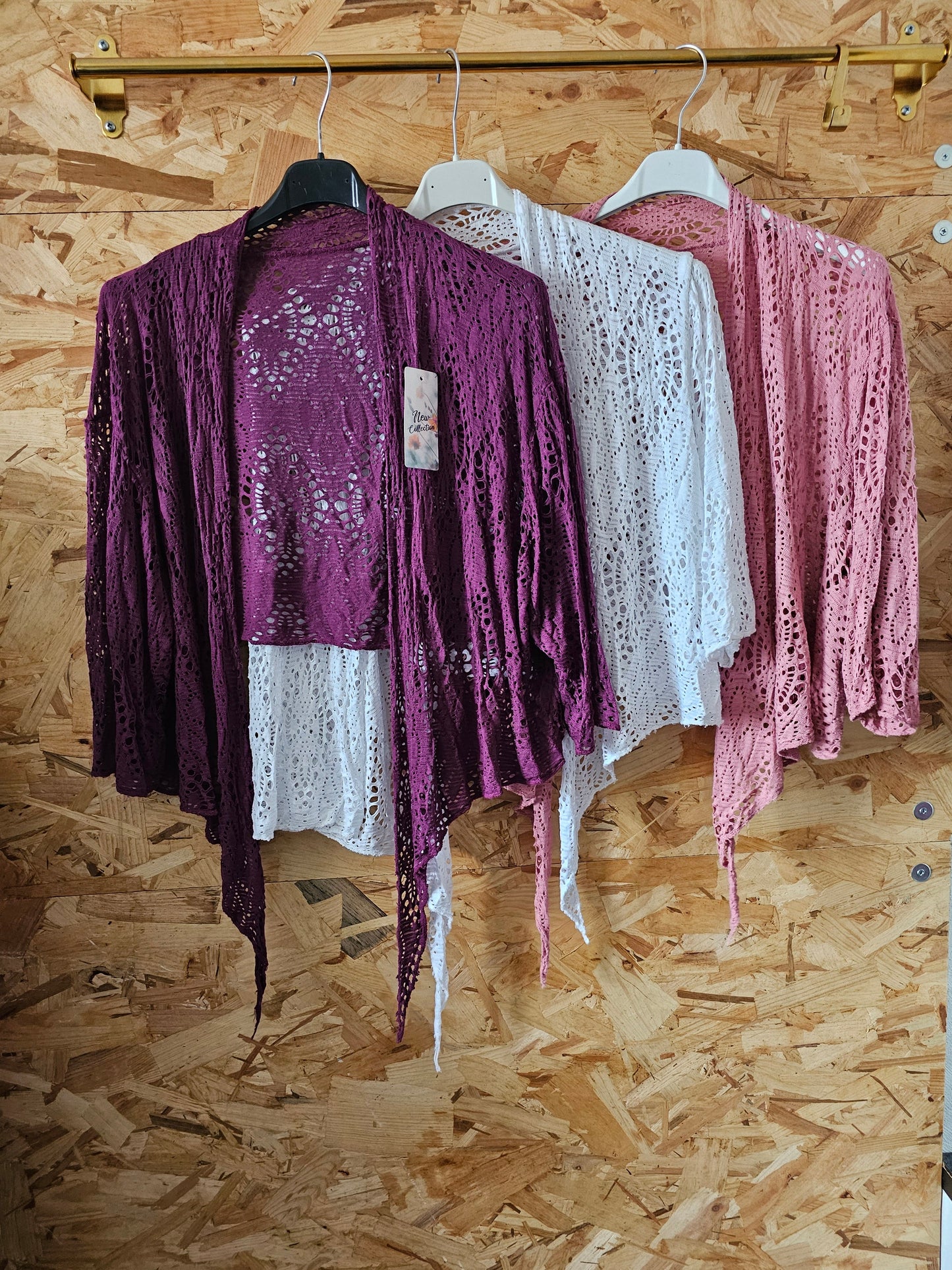Boléro en maille souple ajourée