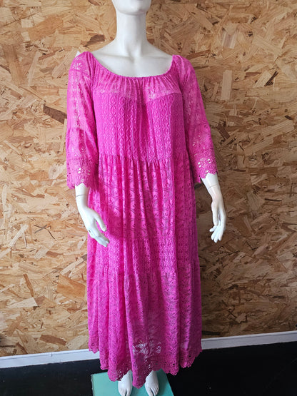 Robe longue de dentelle