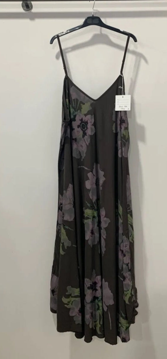 Robe évasée fleurie,  à bretelles