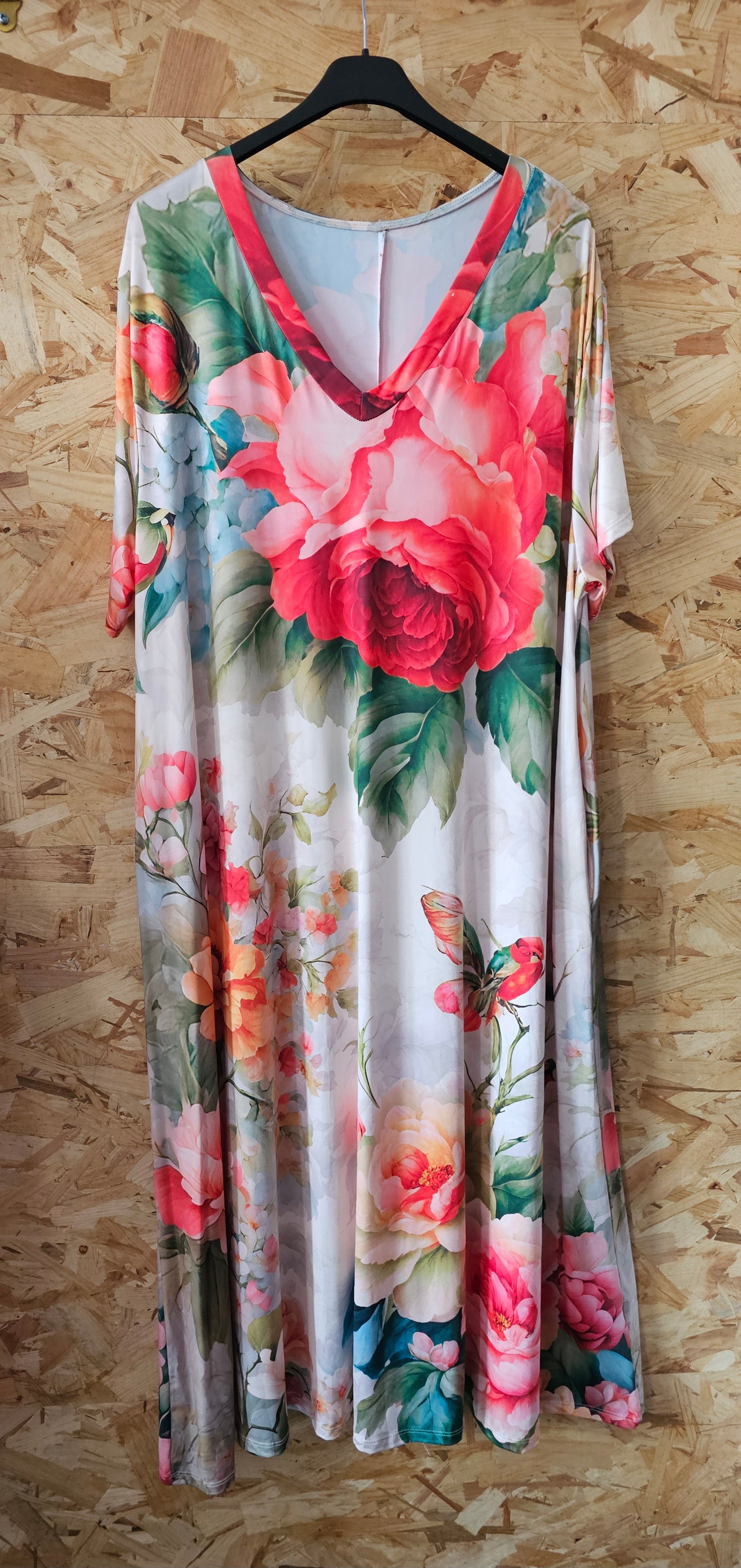 Robe évasée,  maille lycra brillant mat, motifs floraux