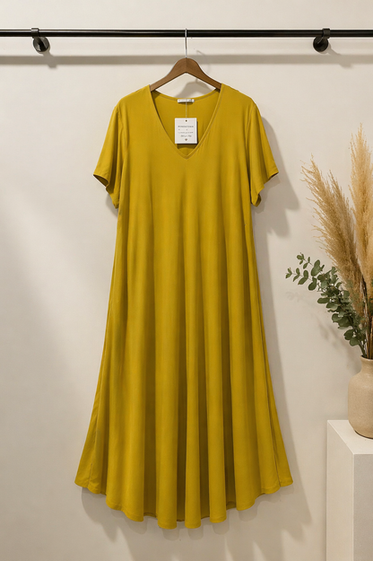 Robe longue col V , coupe évasée