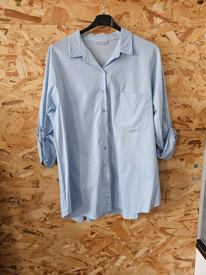 Chemisier de coton bleu ciel