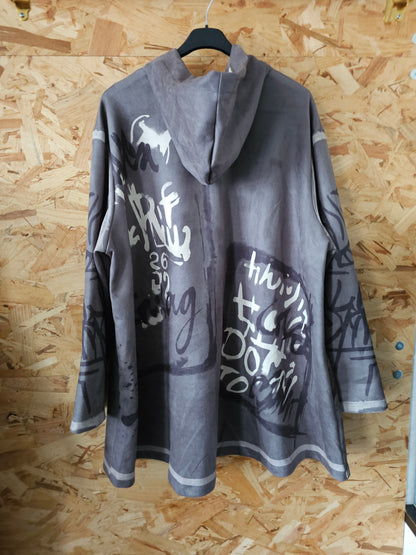 Parka suédine,  motifs "graffitis"