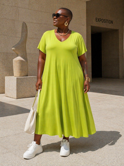 Robe longue col V , coupe évasée