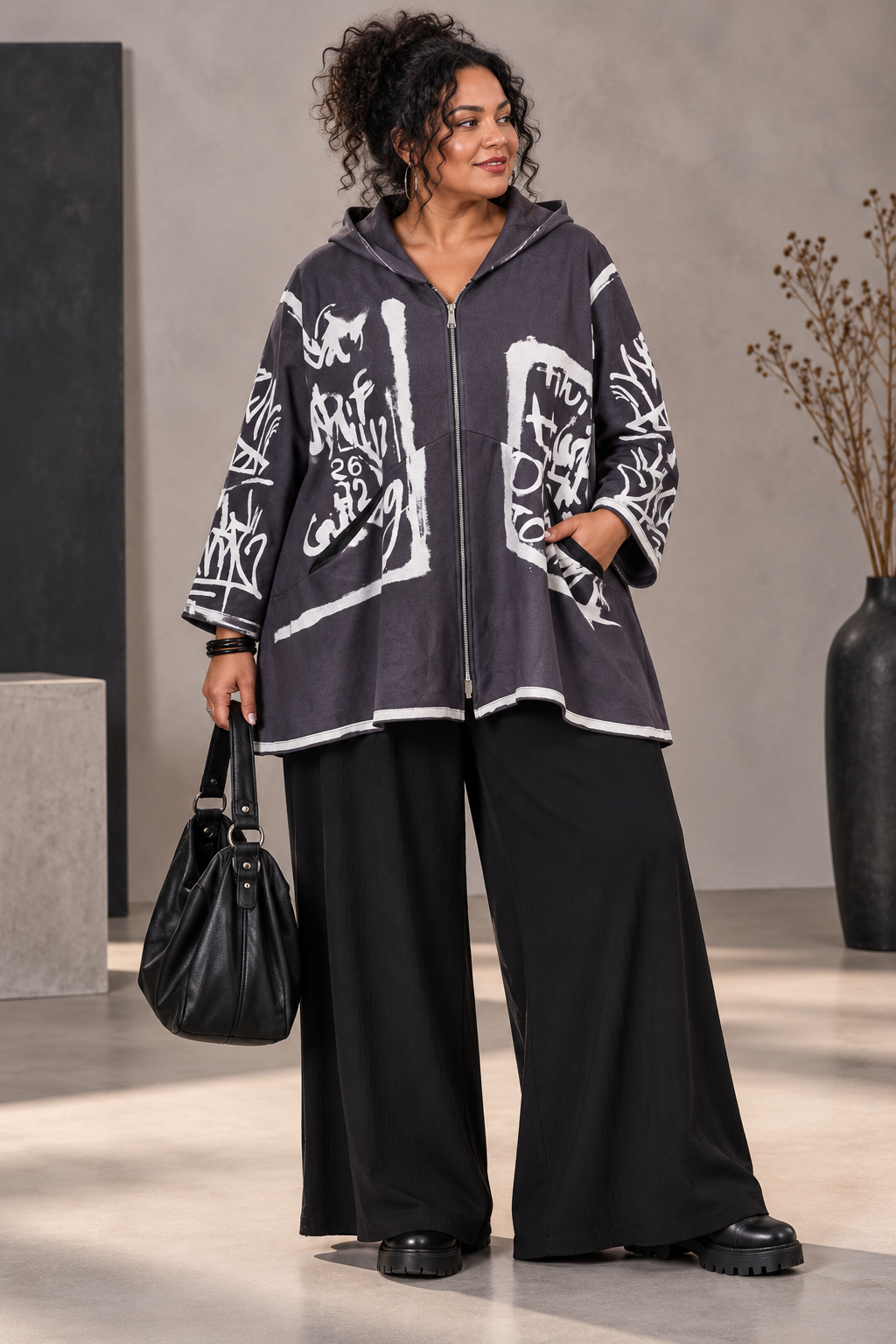 Parka suédine,  motifs "graffitis"