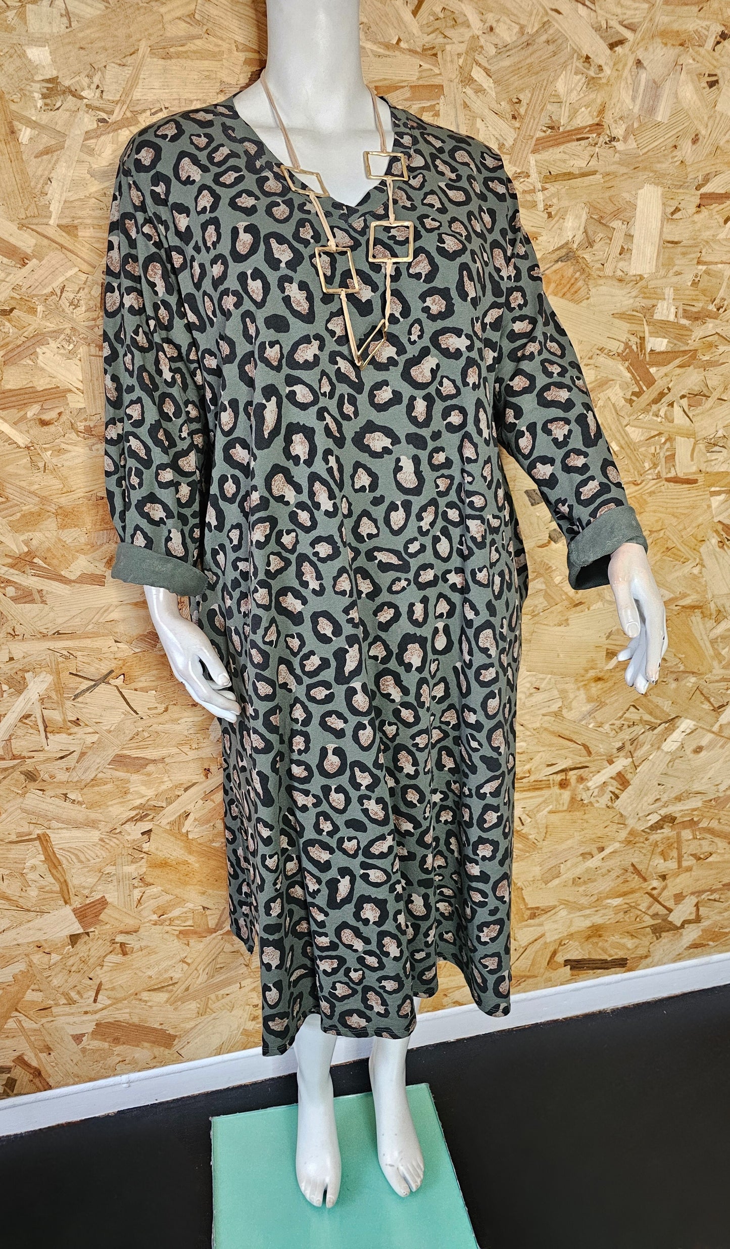 Robe sweat imprimé léopard