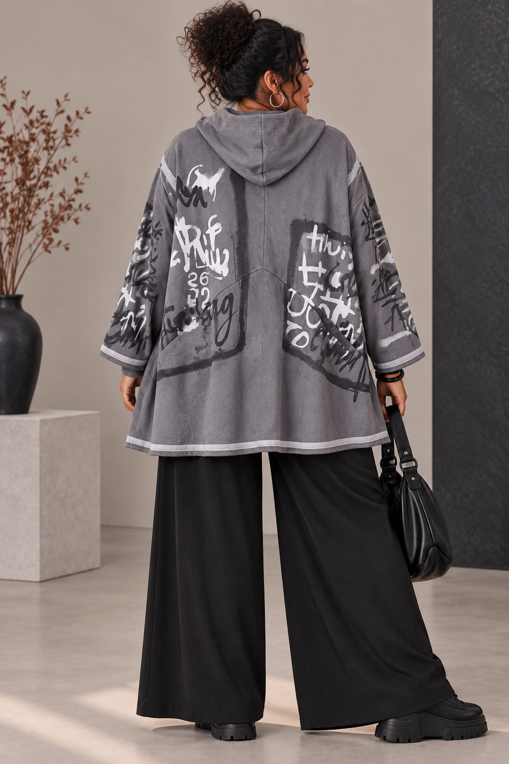 Parka suédine,  motifs "graffitis"